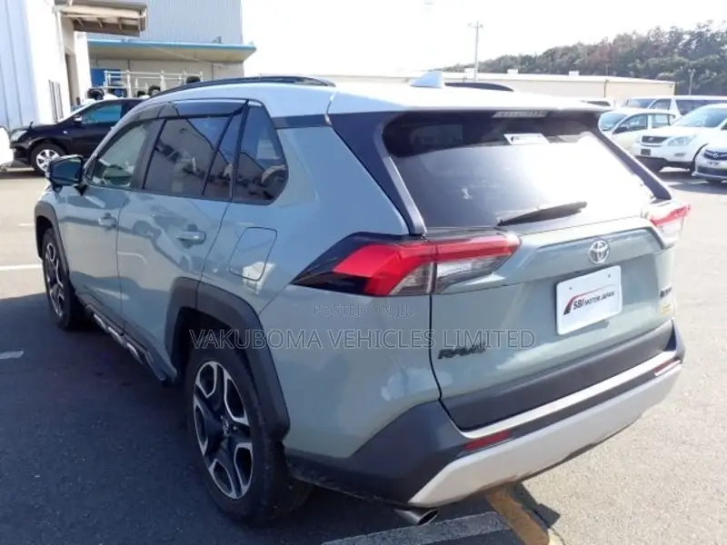 Toyota RAV4 2019 Green