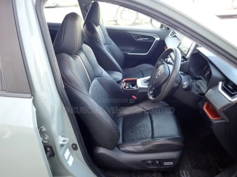 Toyota RAV4 2019 Green