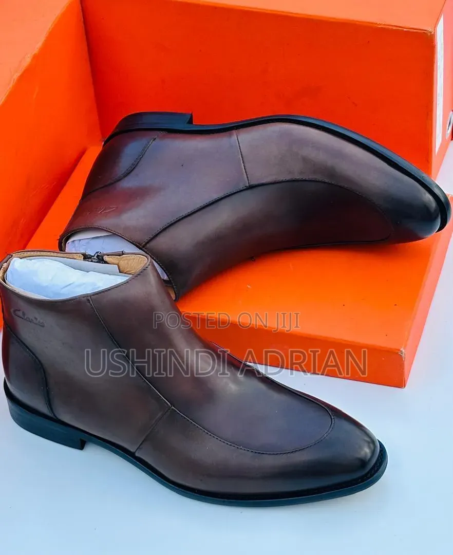 Brand: Clarks Boots Sizes: 39_45 Bei: 140,000 TSH (Rejareja / Pair)