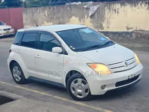 Toyota IST 2003 Pearl