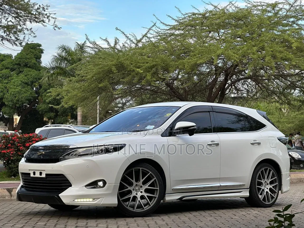 Toyota Harrier 2016 White
