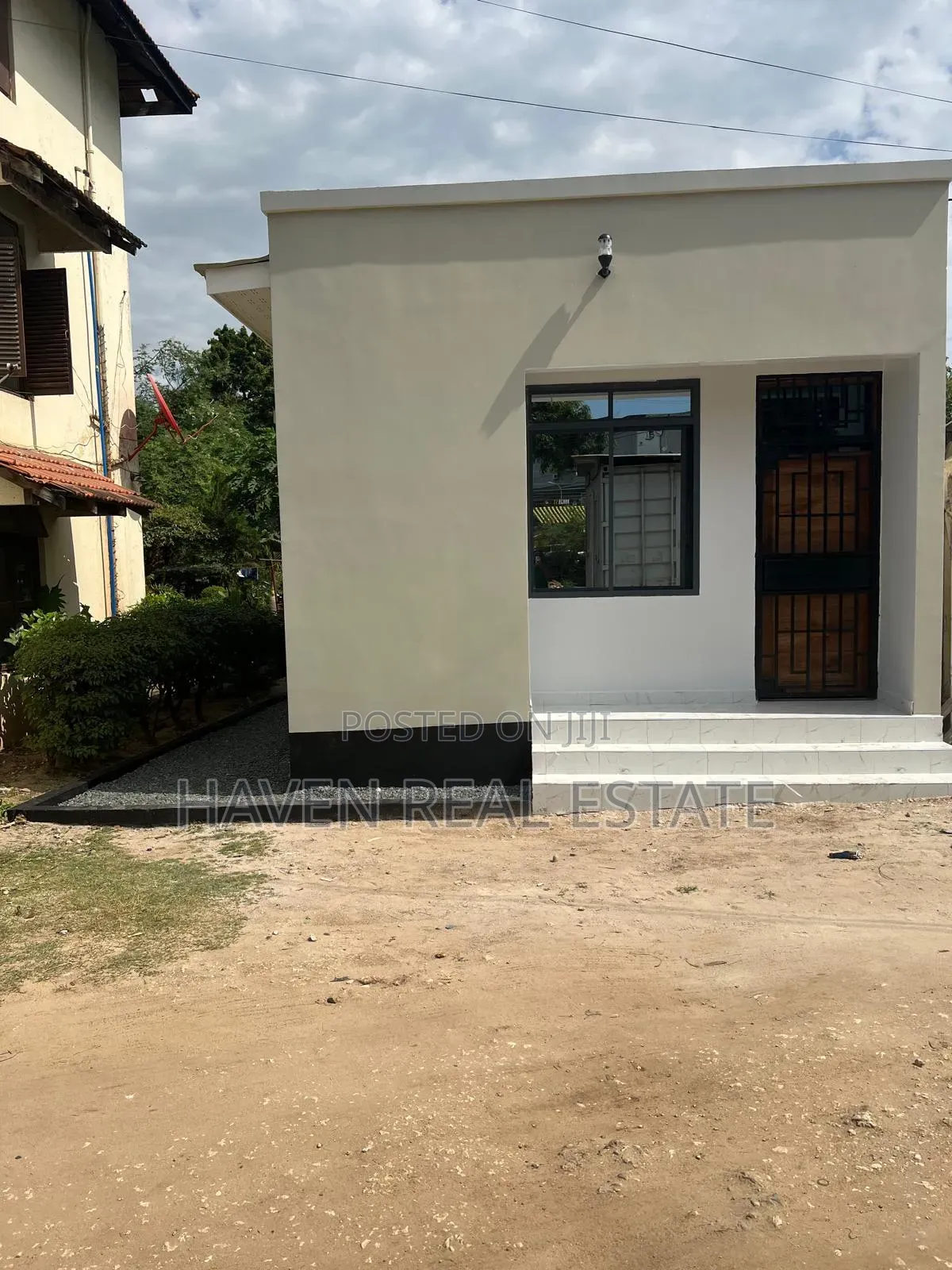 Furnished 2bdrm Apartment in Ada Estate for rent