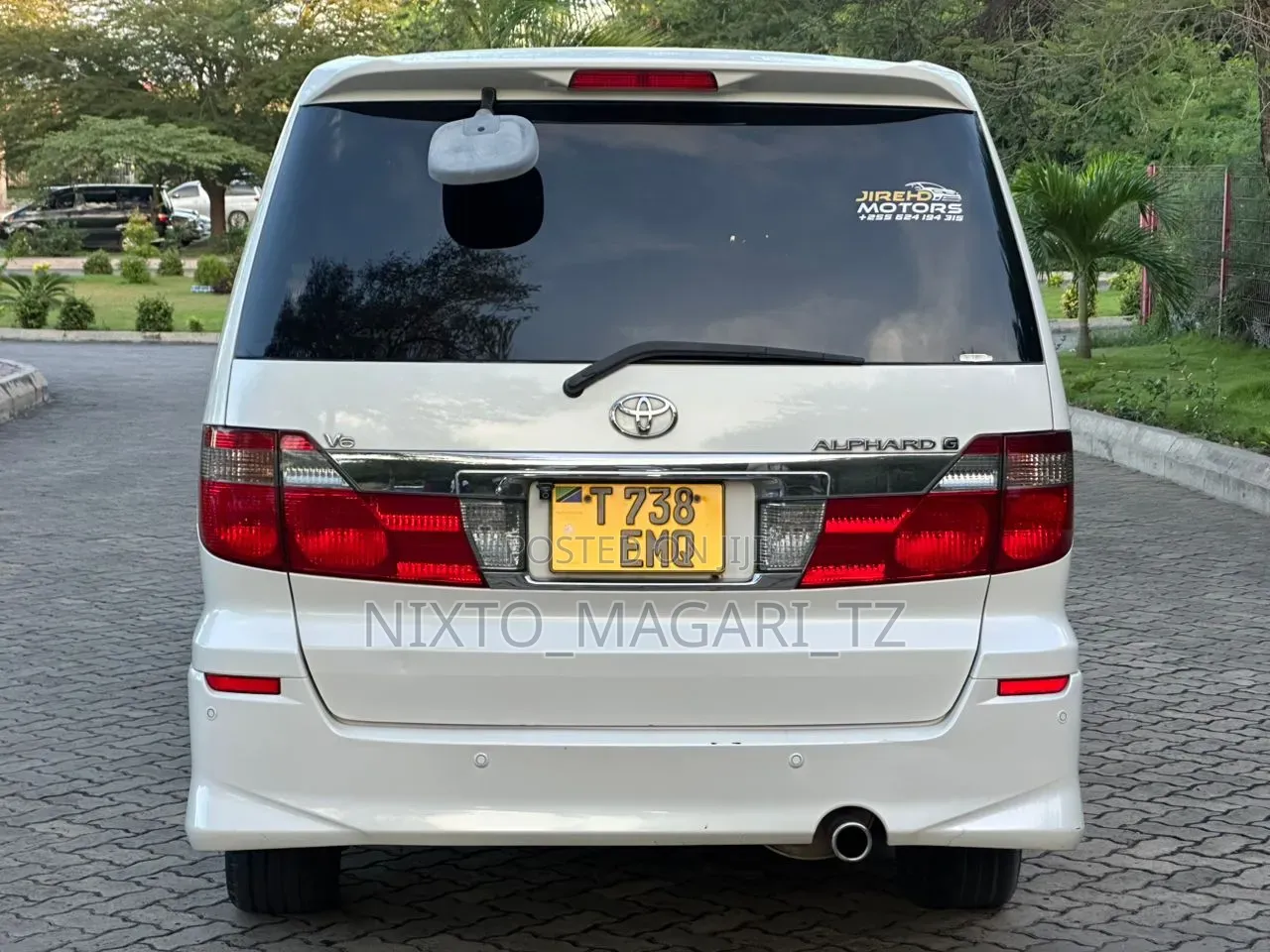 Toyota Alphard 2002 White