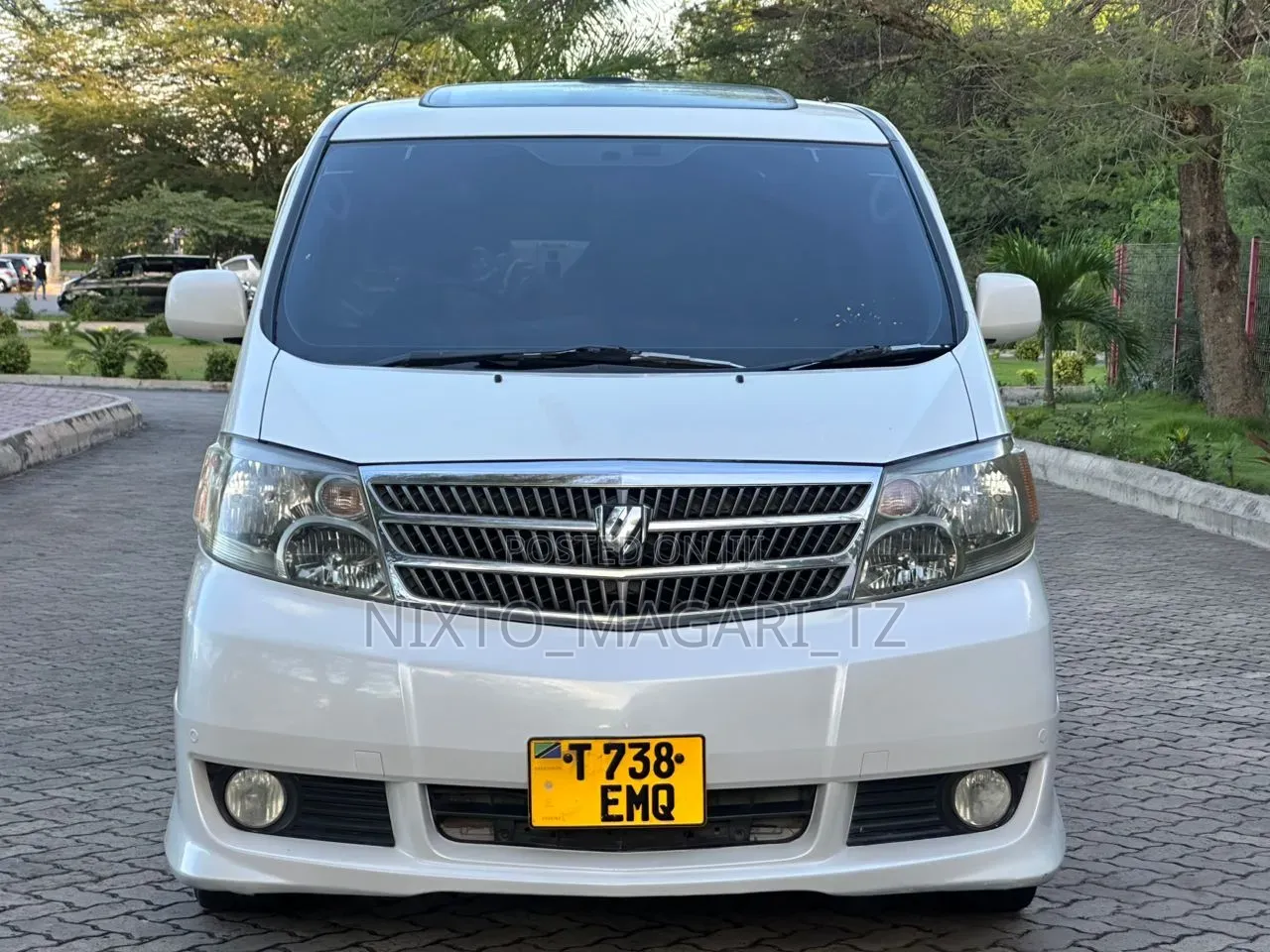 Toyota Alphard 2002 White