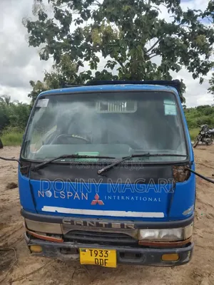 Mitsubishi Canter Tipper
