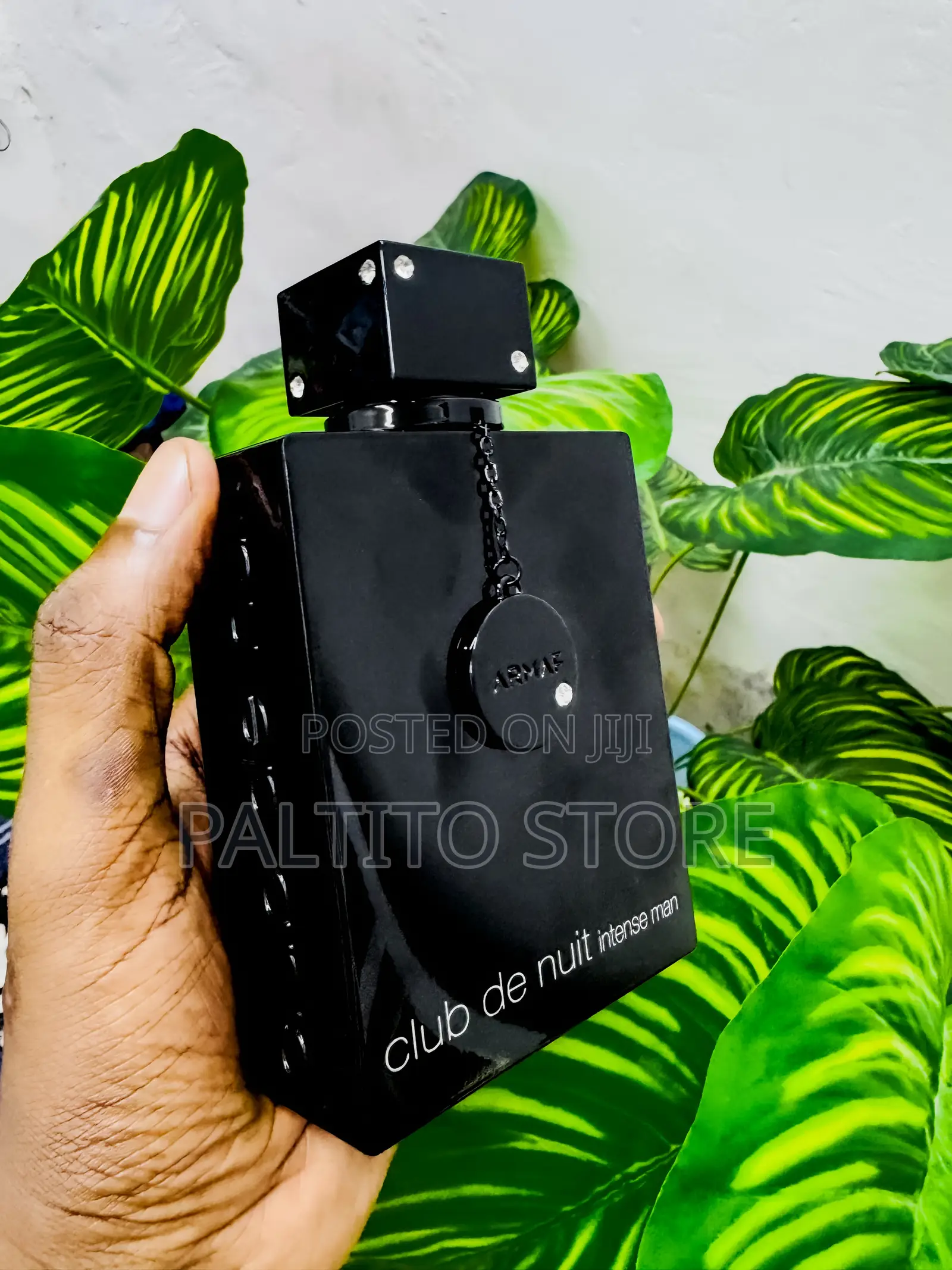 200mls Club De Nuit Intense Man
