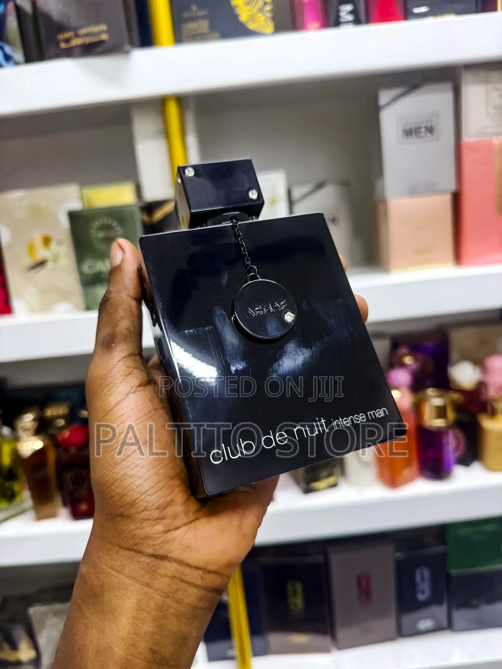 200mls Club De Nuit Intense Man