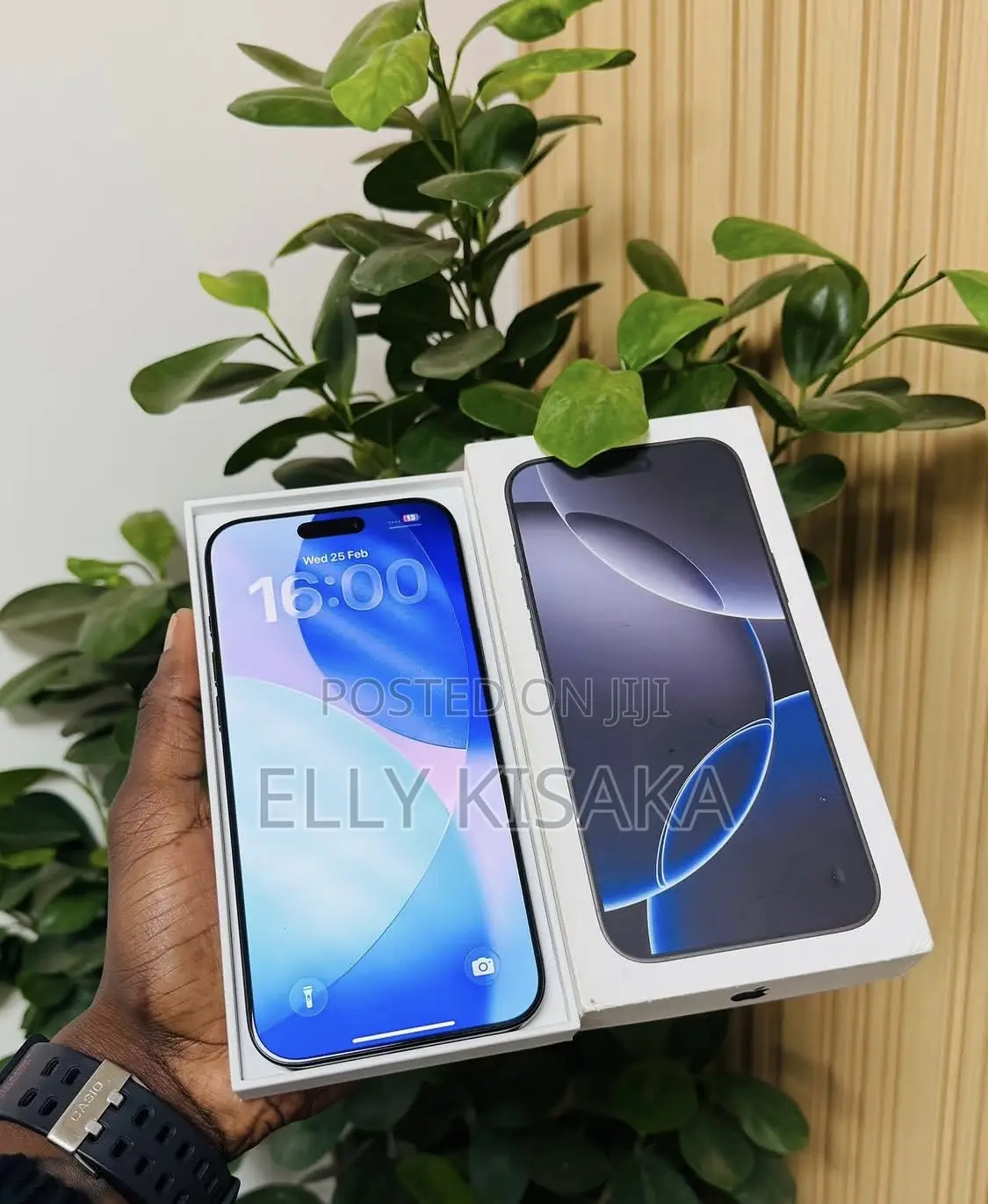 New Apple iPhone 16 Pro Max 256 GB Black