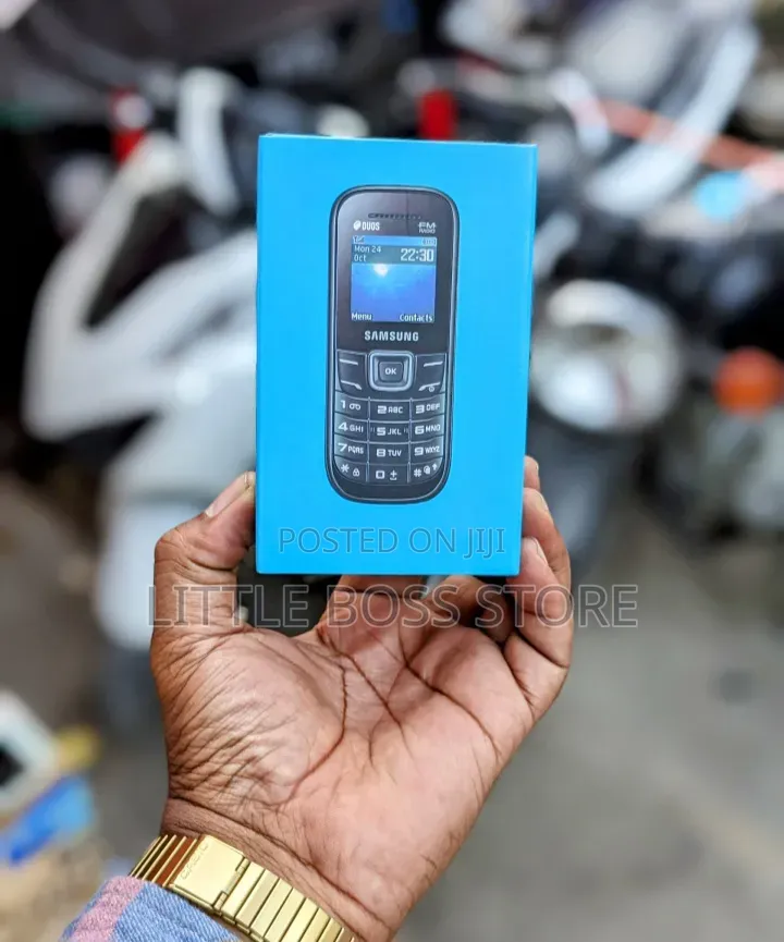 New Samsung i780 Black