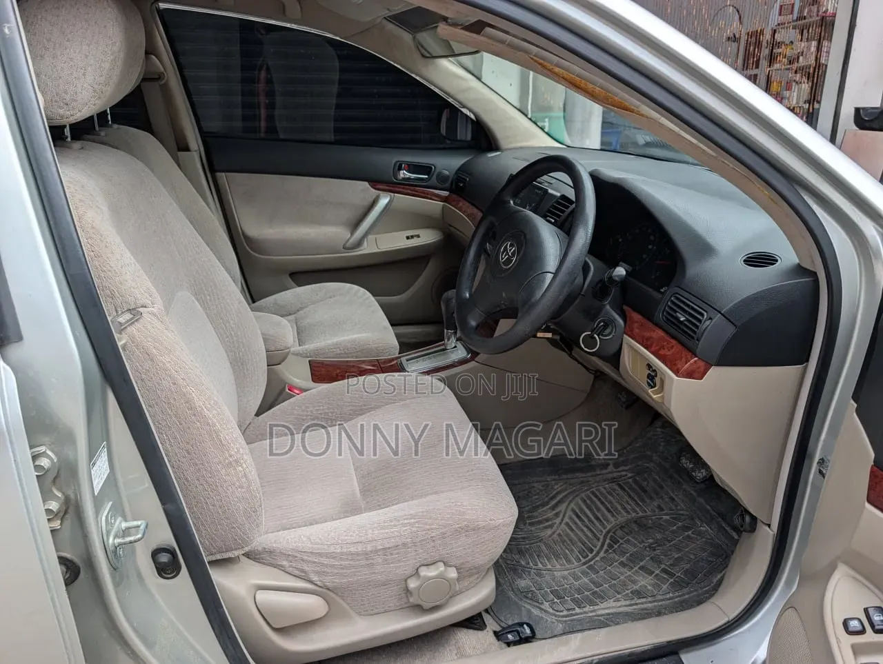 Toyota Premio 2003 Silver