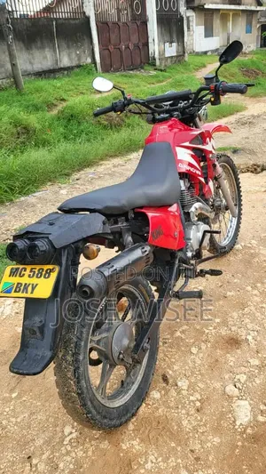 Honda CBX 2025 Red