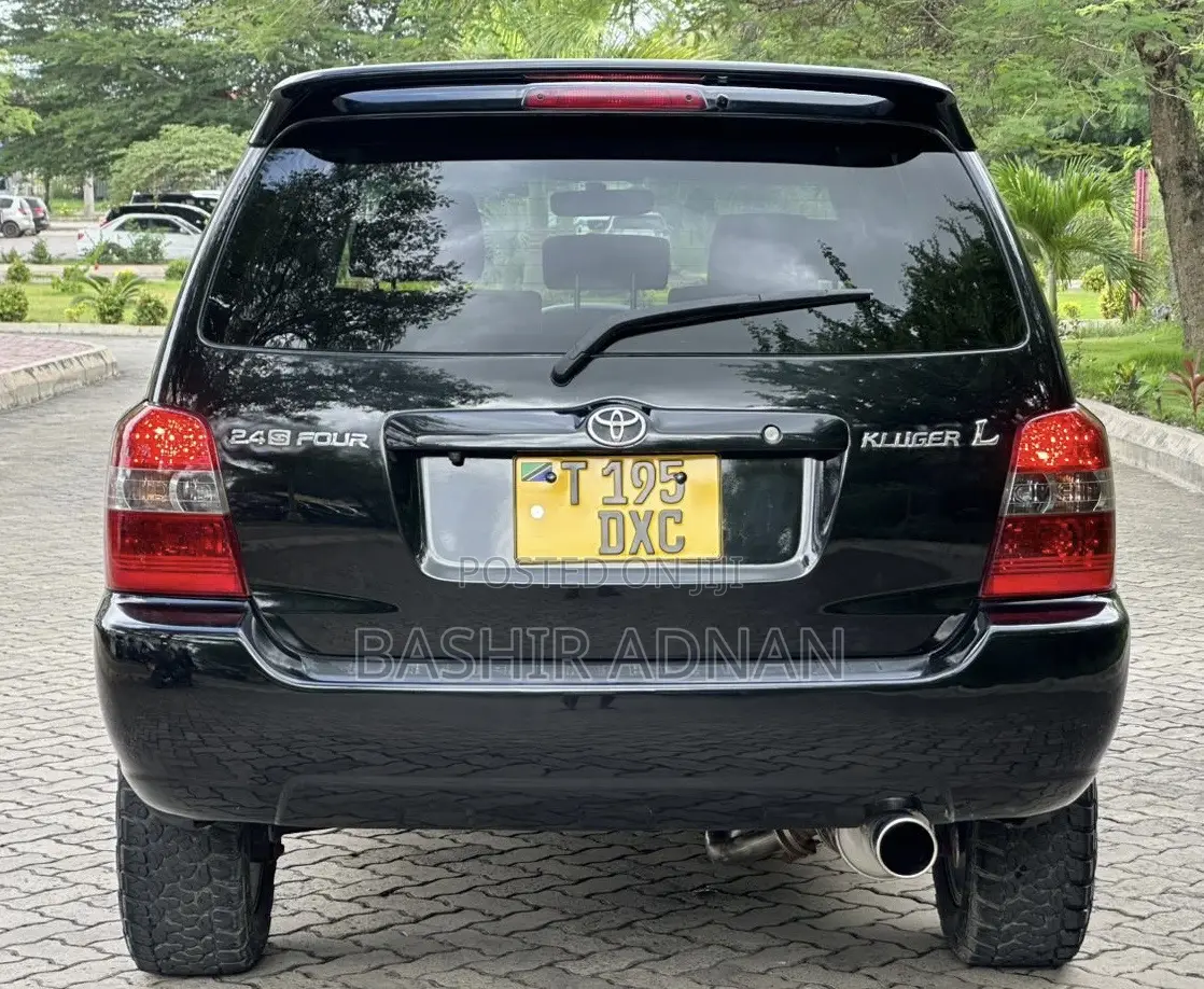 Toyota Kluger 2005 Black