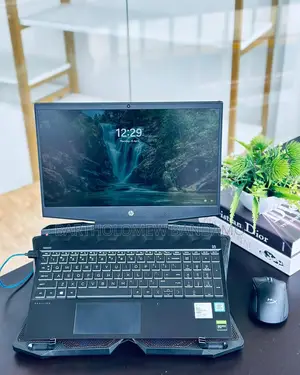 Laptop HP Pavilion 15-cs3063cl 16GB Intel Core i5 HDD+SSD 1T
