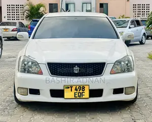 Toyota Crown 2005 Off white
