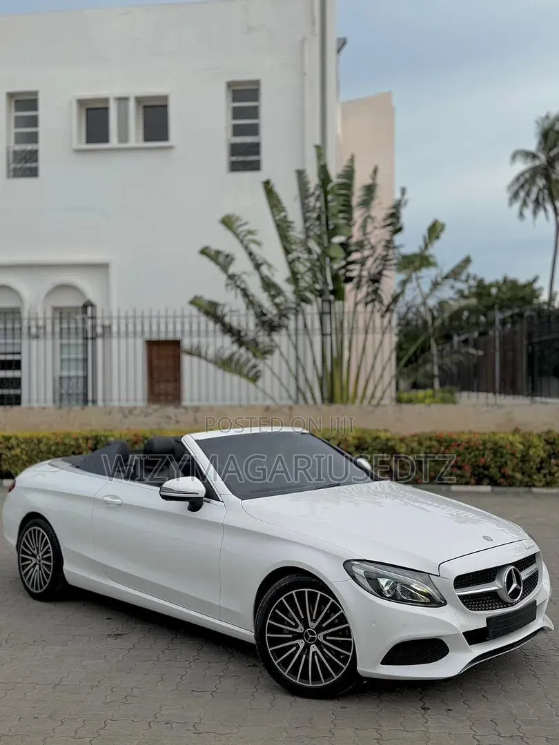 Mercedes-Benz C200 2015 White
