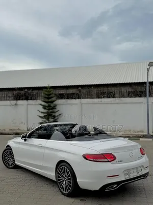 Mercedes-Benz C200 2015 White