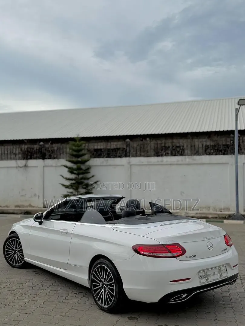 Mercedes-Benz C200 2015 White