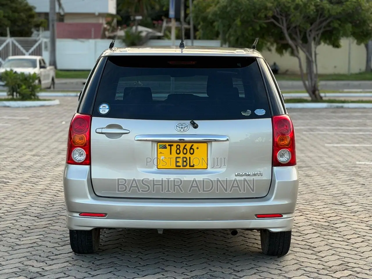 Toyota Raum 1.5 FWD 2005 Silver