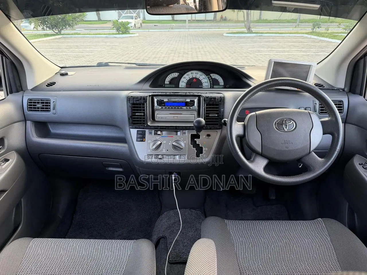 Toyota Raum 1.5 FWD 2005 Silver