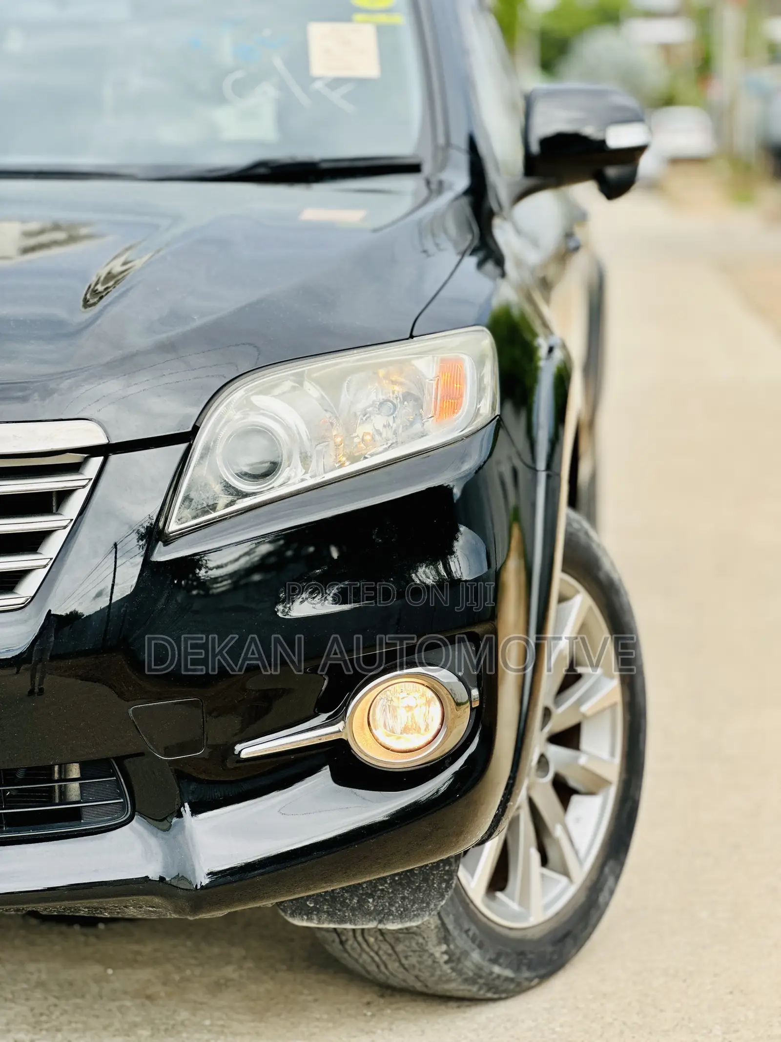Toyota Vanguard 2013 Black