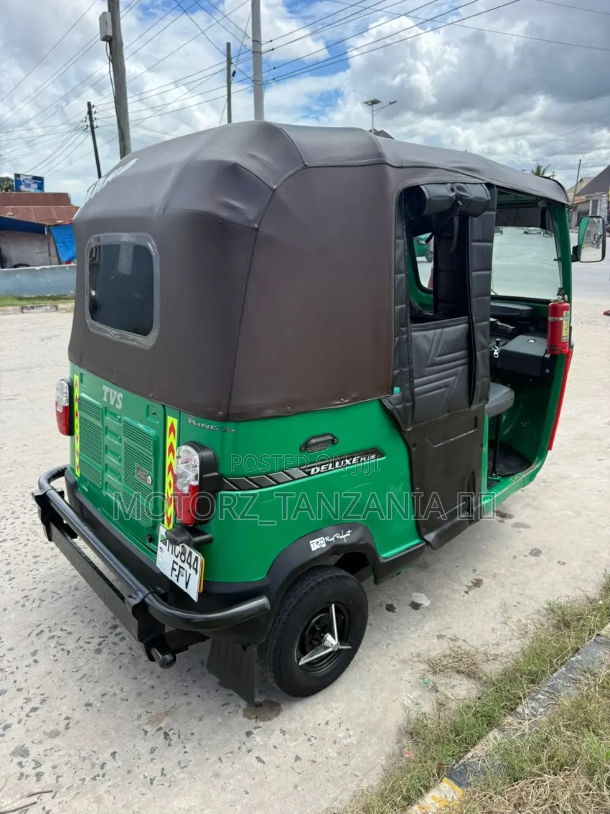 TVS King Deluxe Plus iTouch Start 2025 Green