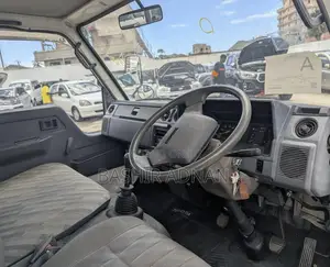 Toyota Dyna 1.5 Tonnes Unregistered(Mpya).
