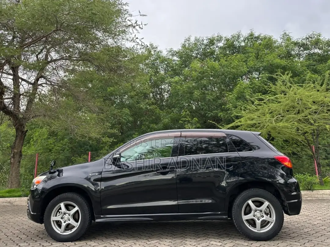Mitsubishi RVR 2010 Black