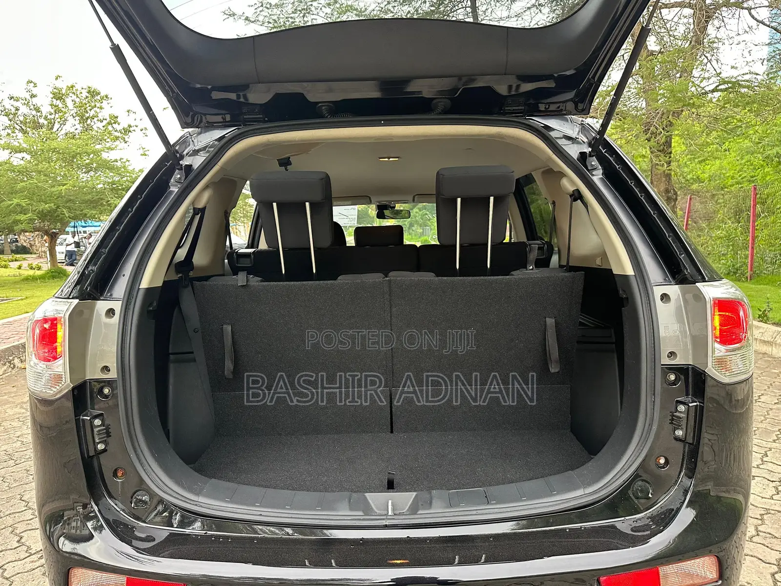 Mitsubishi Outlander 2013 Black