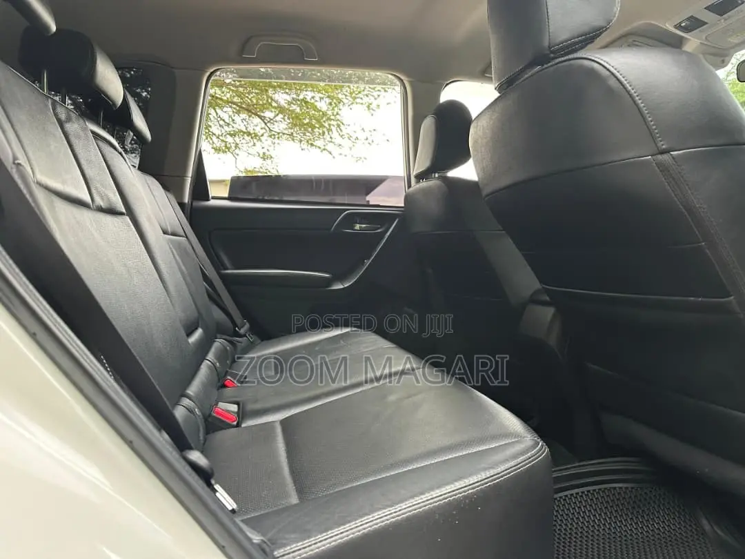 Subaru Forester 2013 Pearl