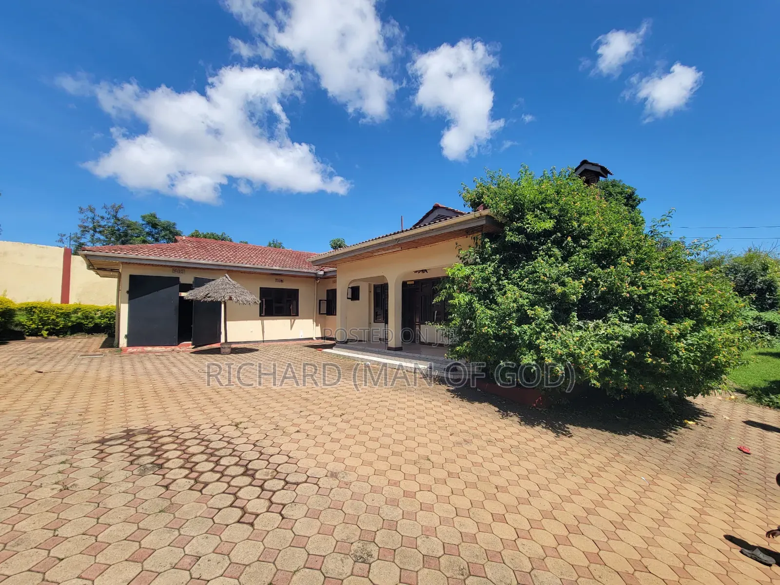 4bdrm Bungalow in Arusha for rent