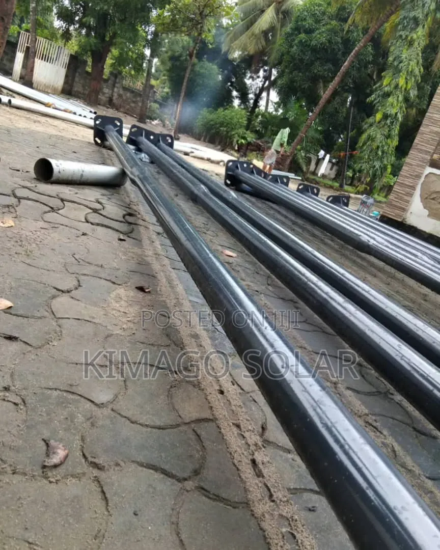 ​6m Steel Poles for Floodlights and Street Lights