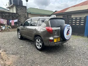 Toyota RAV4 2005 Gray