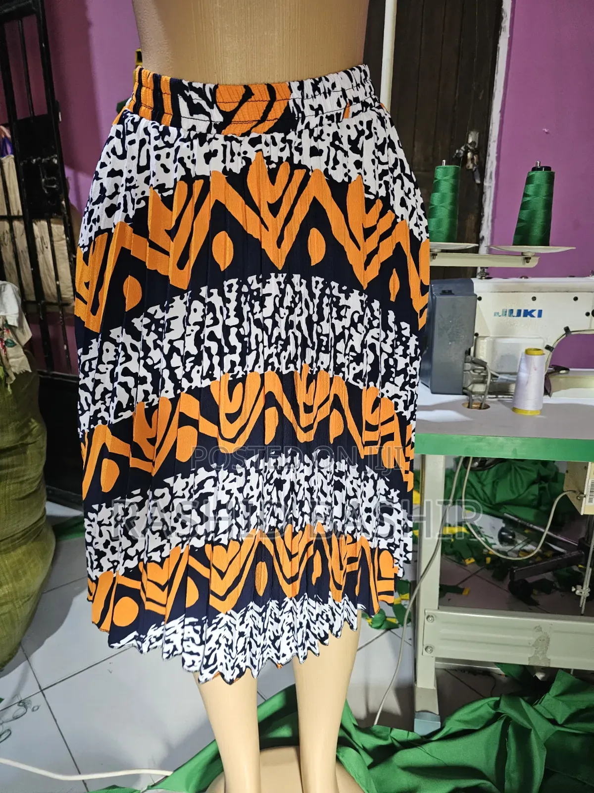 Pleated Skirts/ Sketi Za Marinda