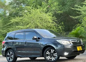 Subaru Forester 2015 Gray