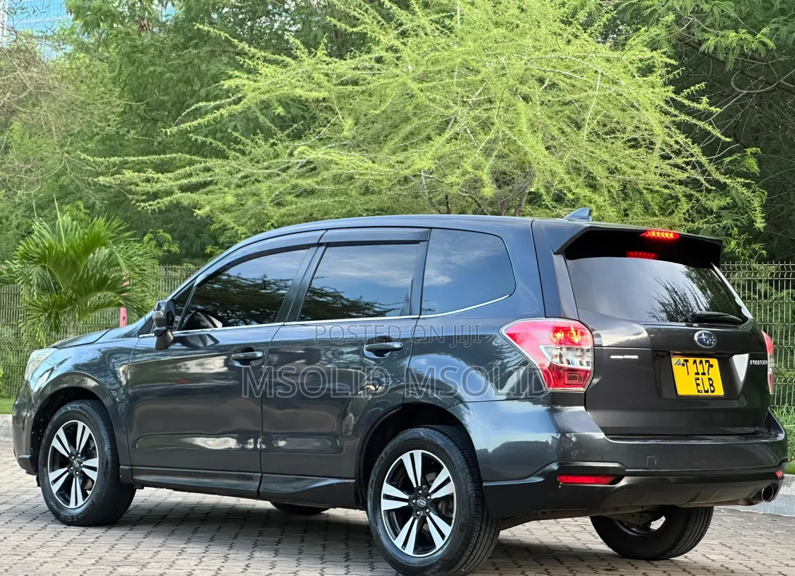 Subaru Forester 2015 Gray