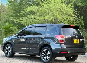 Subaru Forester 2015 Gray