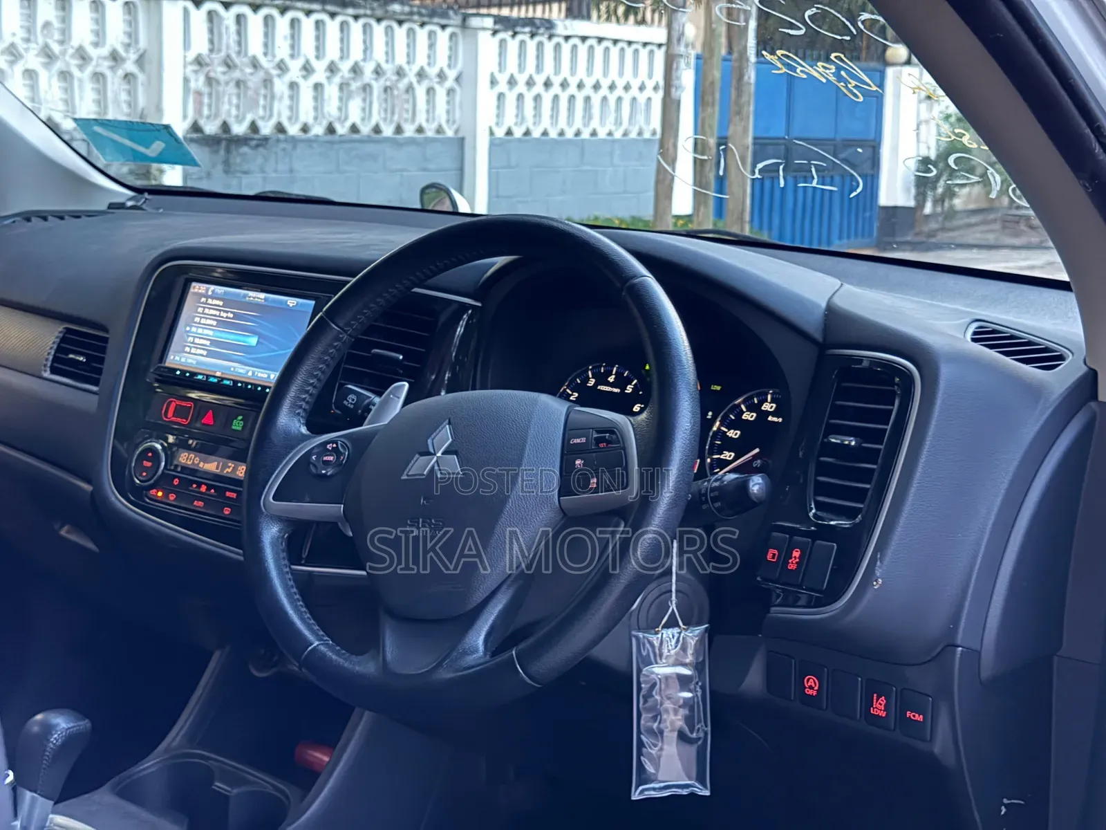 Mitsubishi Outlander 2013 White