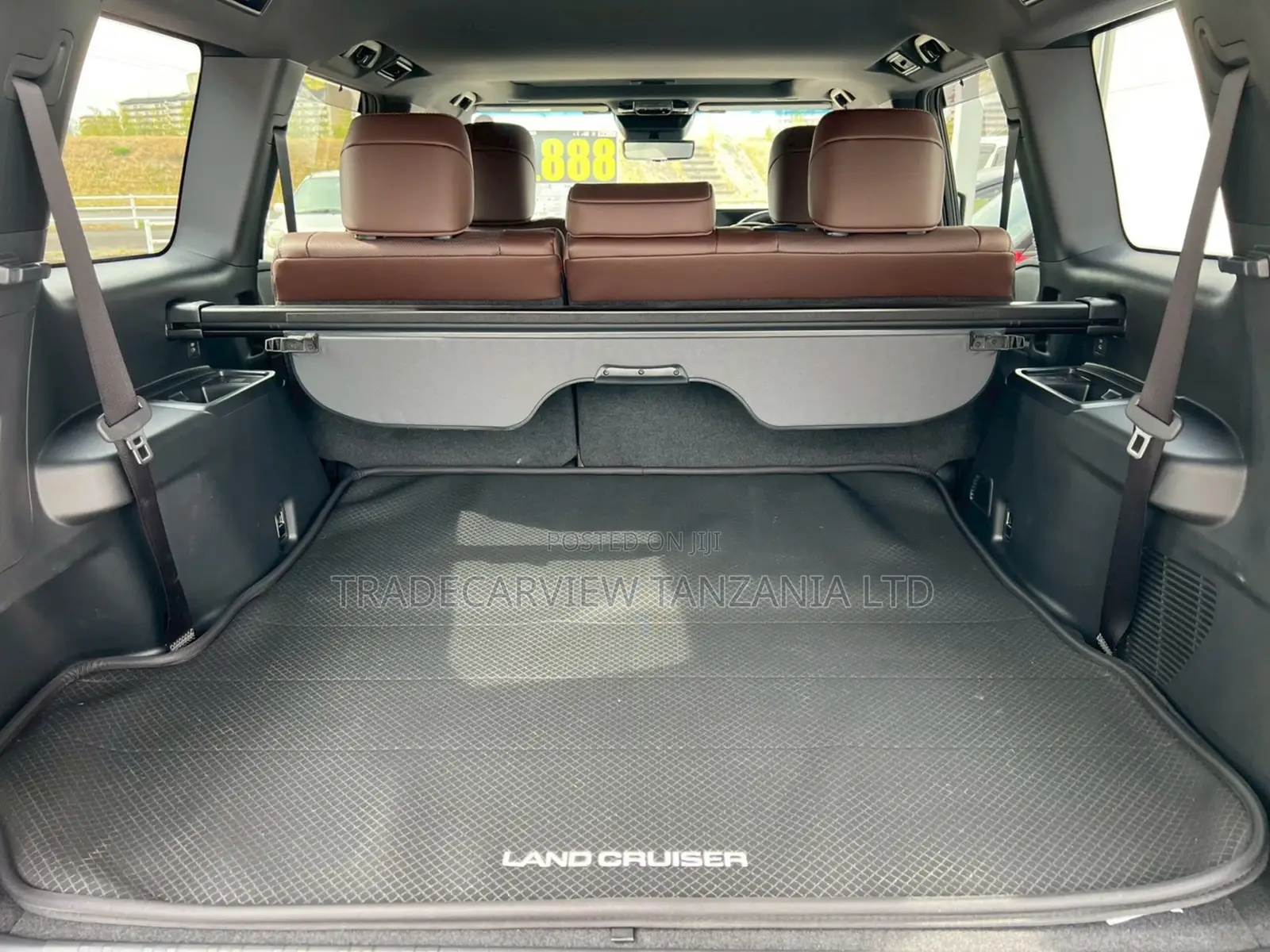 Toyota Land Cruiser LC250 2024 Gold