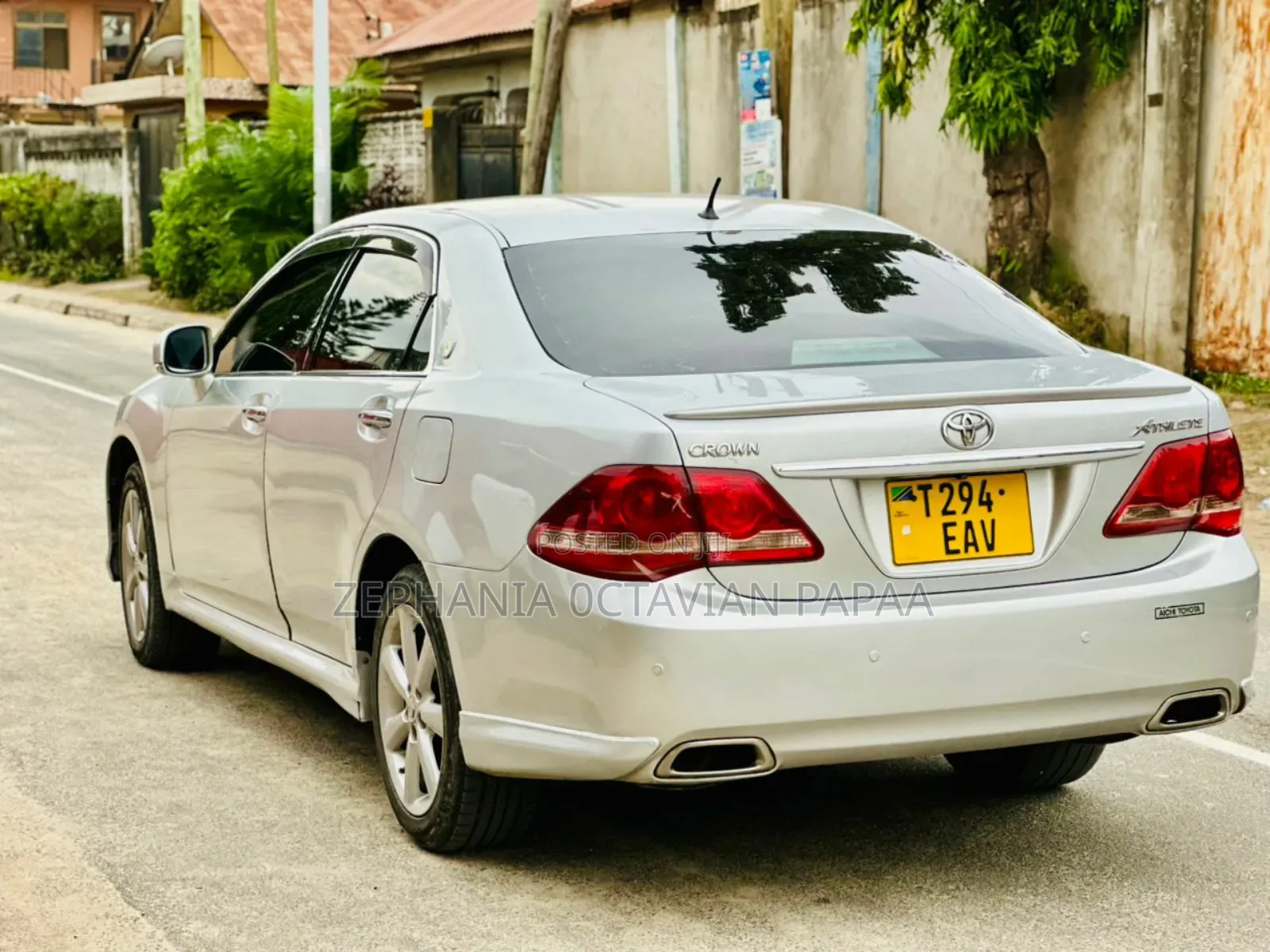 Toyota Crown 2009 Silver