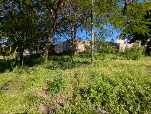 6 Acres (24,100 Sq M) Open Yard Cor Rent in Ununio