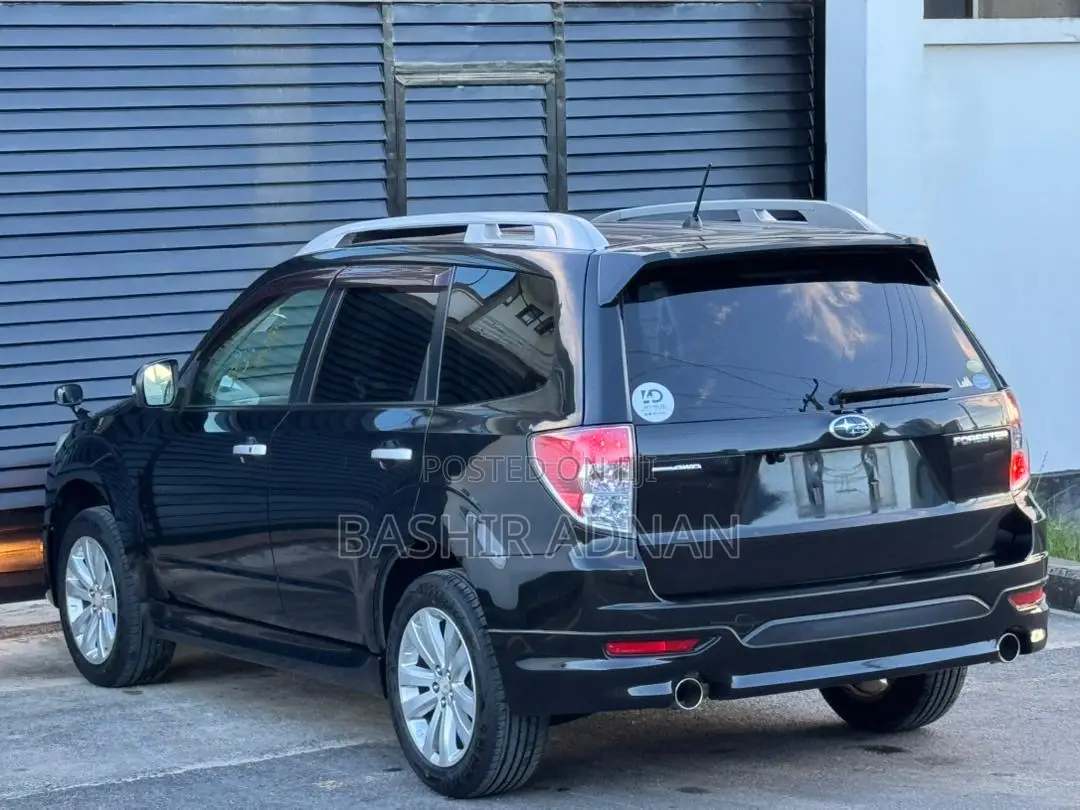 Subaru Forester 2011 Matt Black