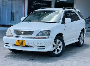 Toyota Harrier 2004 White