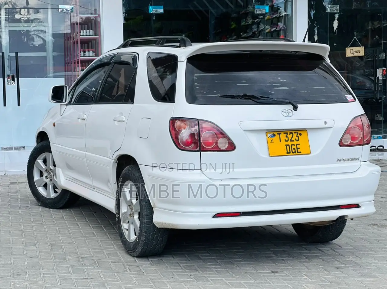 Toyota Harrier 2004 White