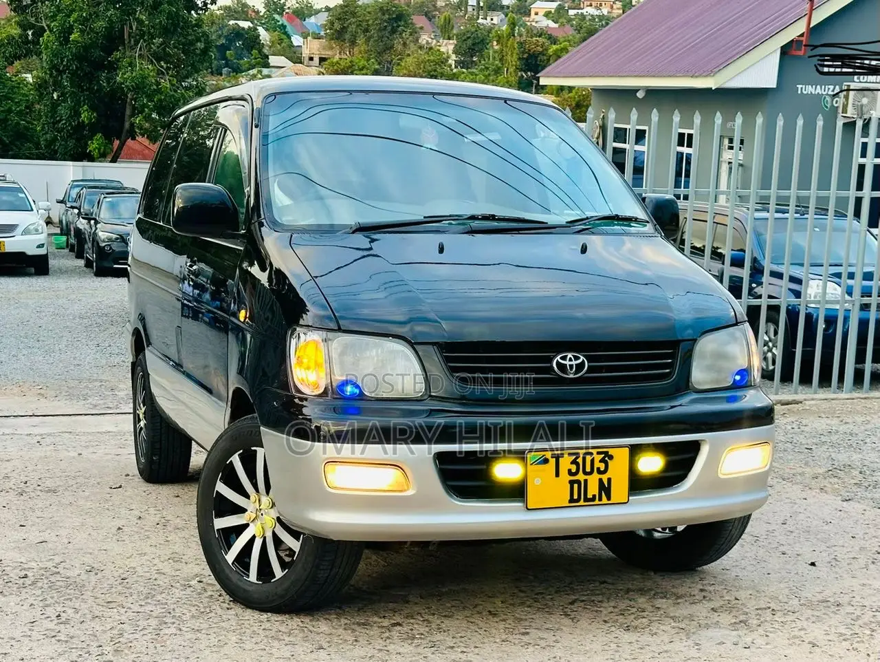 Toyota Noah 2011 Black