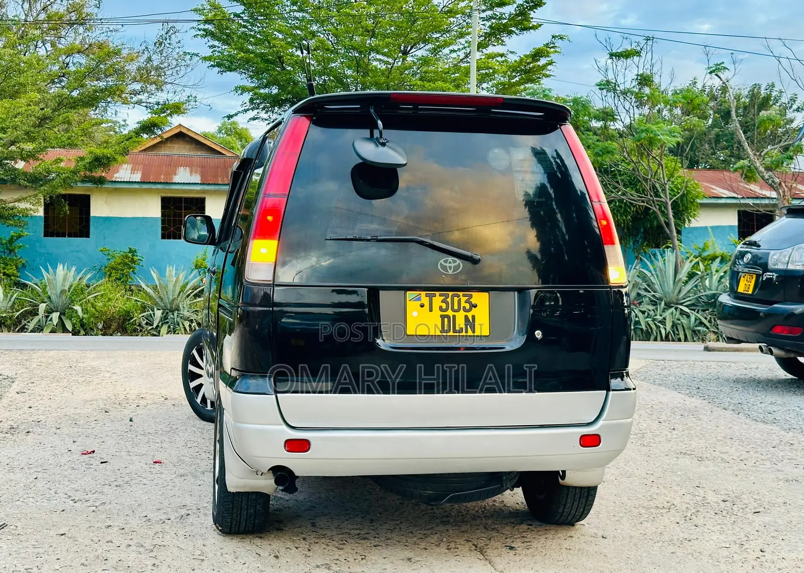 Toyota Noah 2011 Black