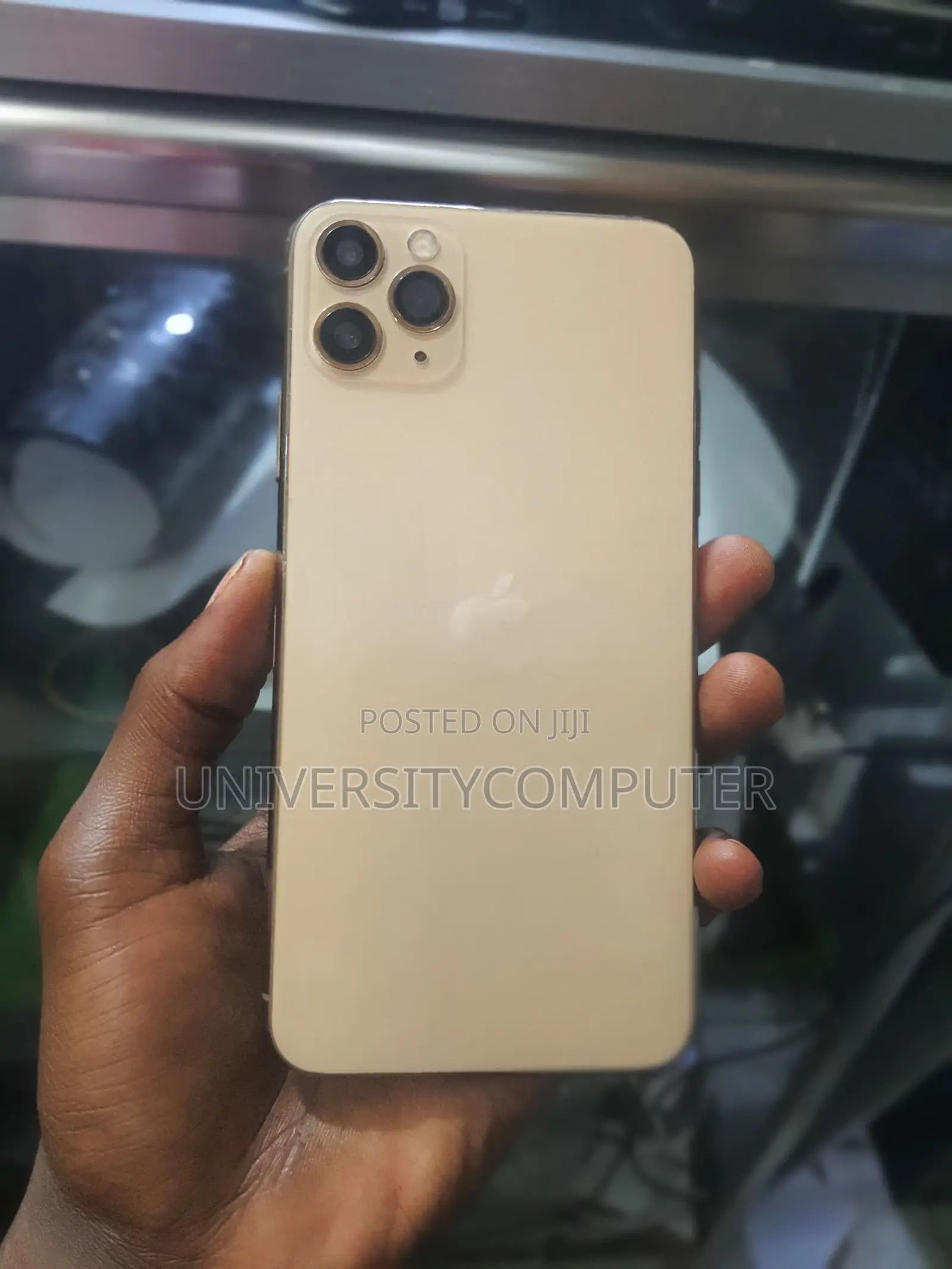 Apple iPhone 11 Pro Max 64 GB Gold