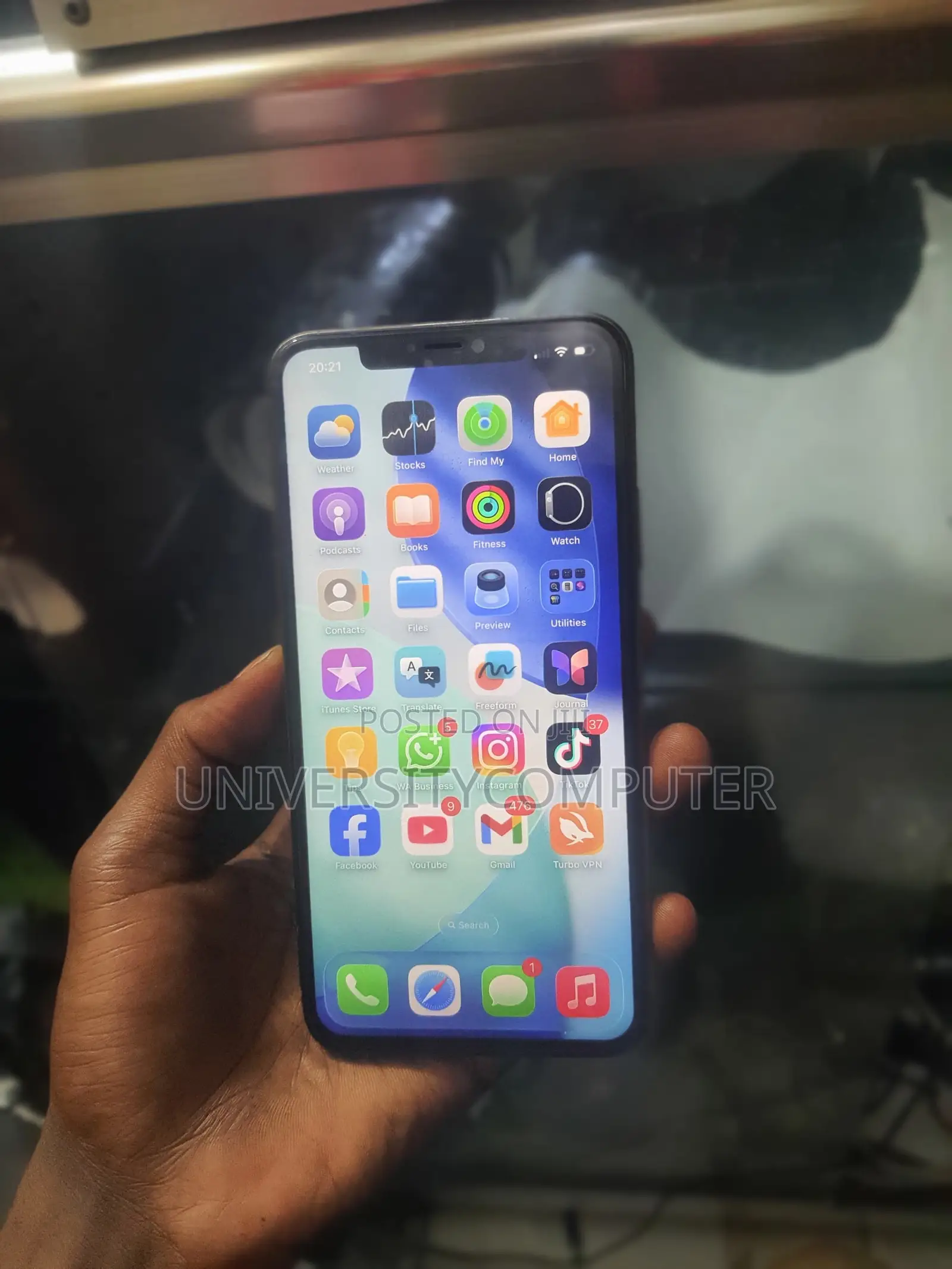 Apple iPhone 11 Pro Max 64 GB Gold