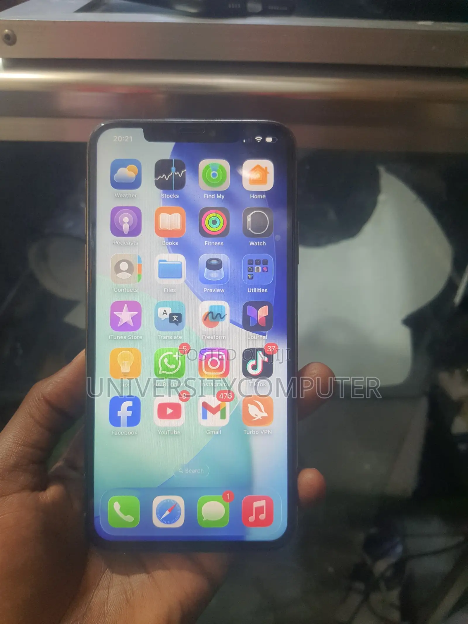 Apple iPhone 11 Pro Max 64 GB Gold
