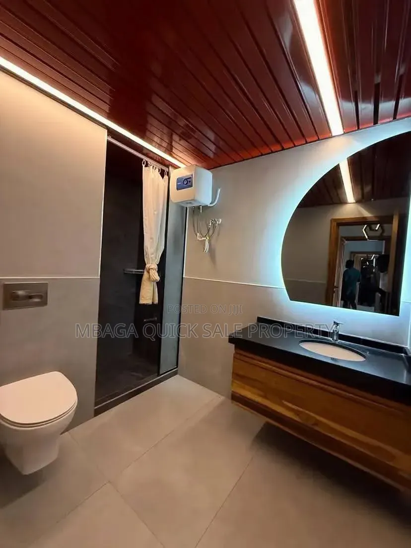 2bdrm Apartment in Masaki, Ada Estate for sale