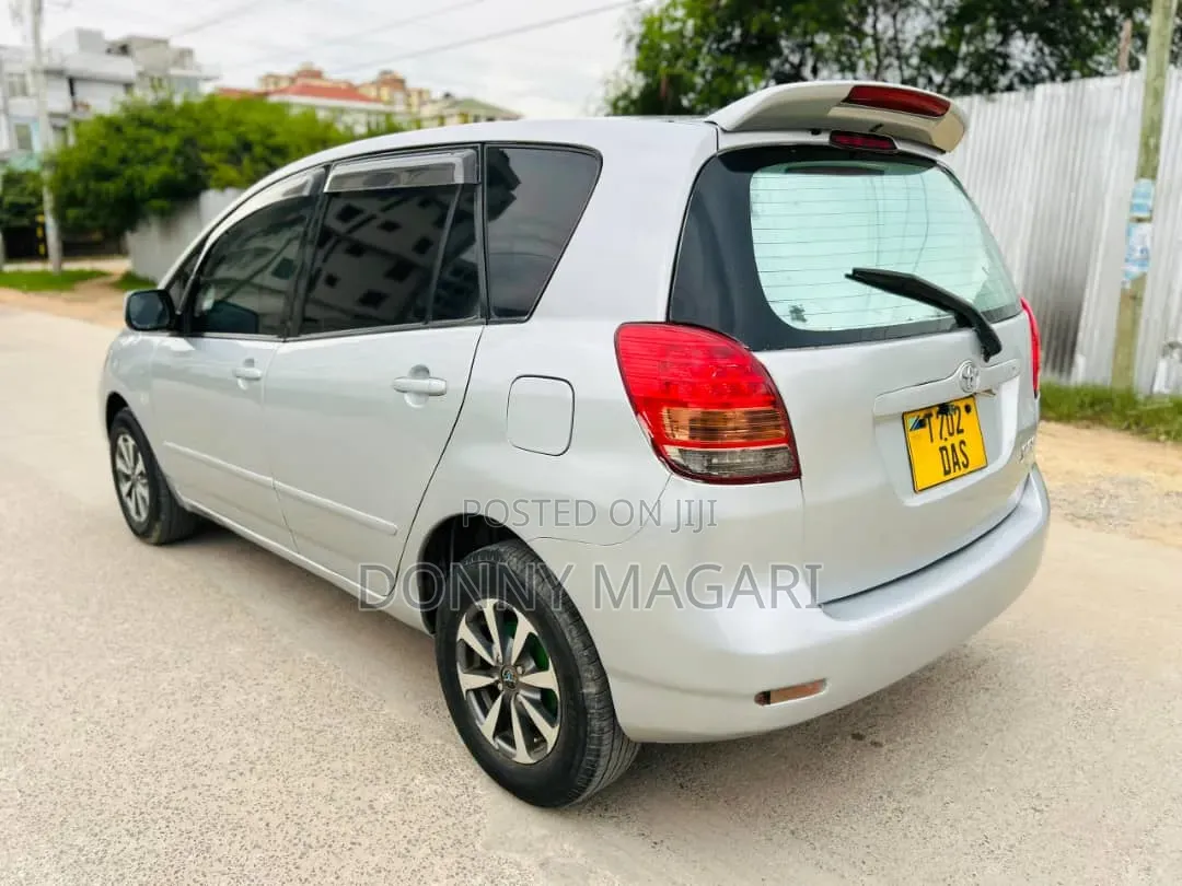 Toyota Corolla Spacio 2006 Silver